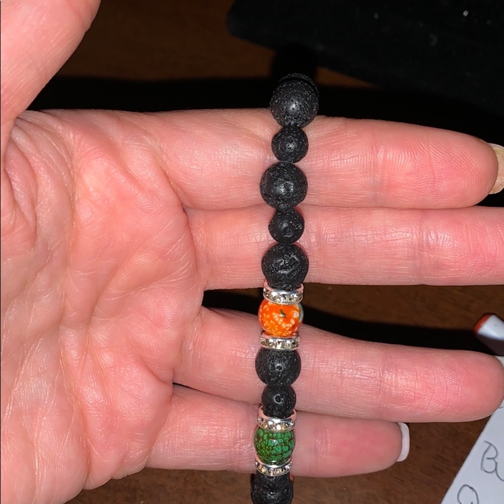Lava bead bracelet - Picture 3 of 3
